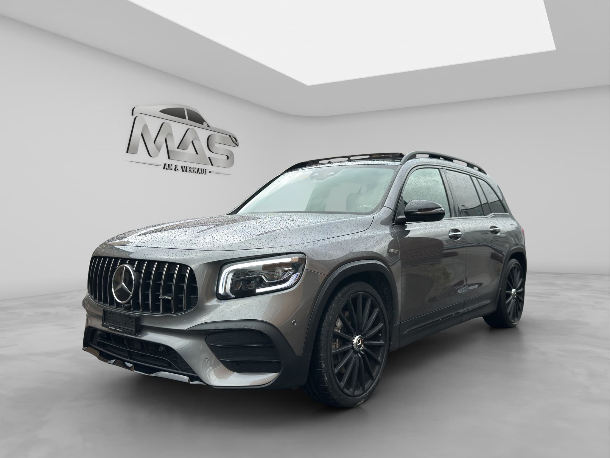 MERCEDES-BENZ GLB 35 AMG