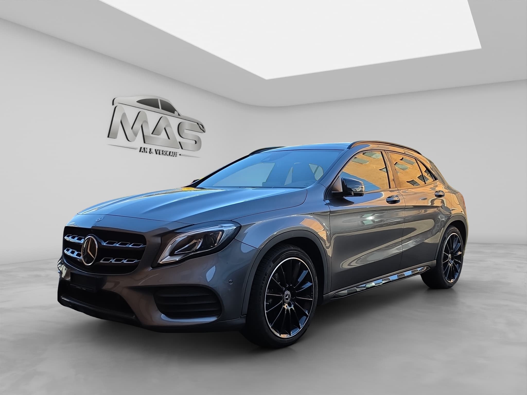MERCEDES-BENZ GLA 250
