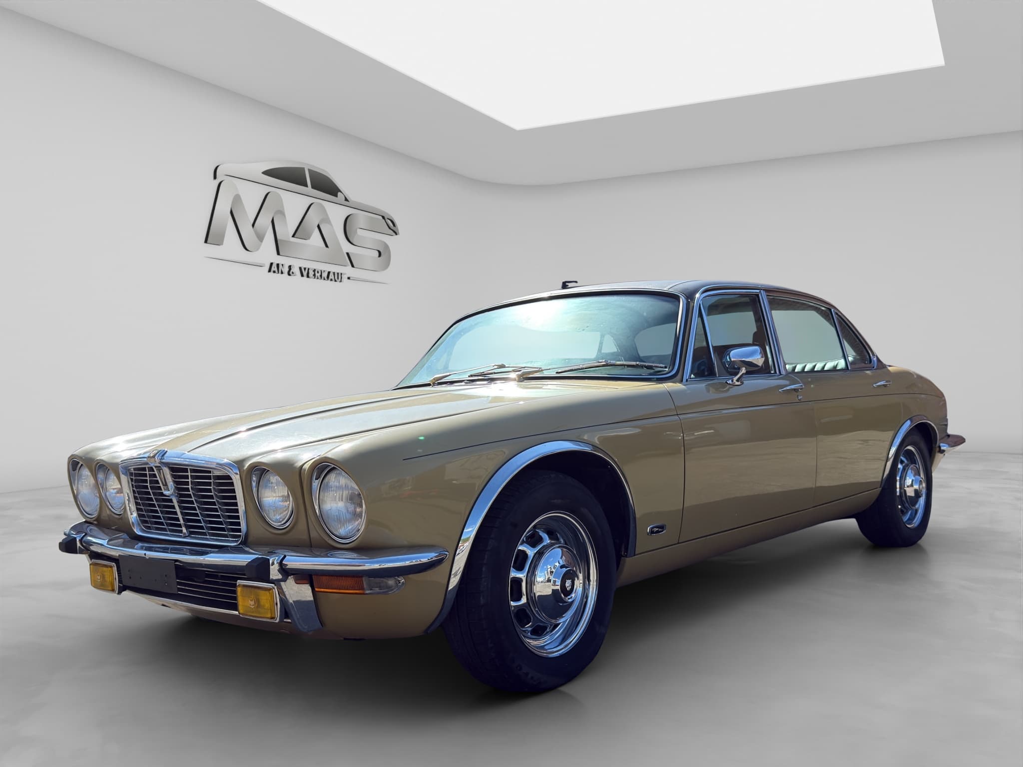 JAGUAR XJ