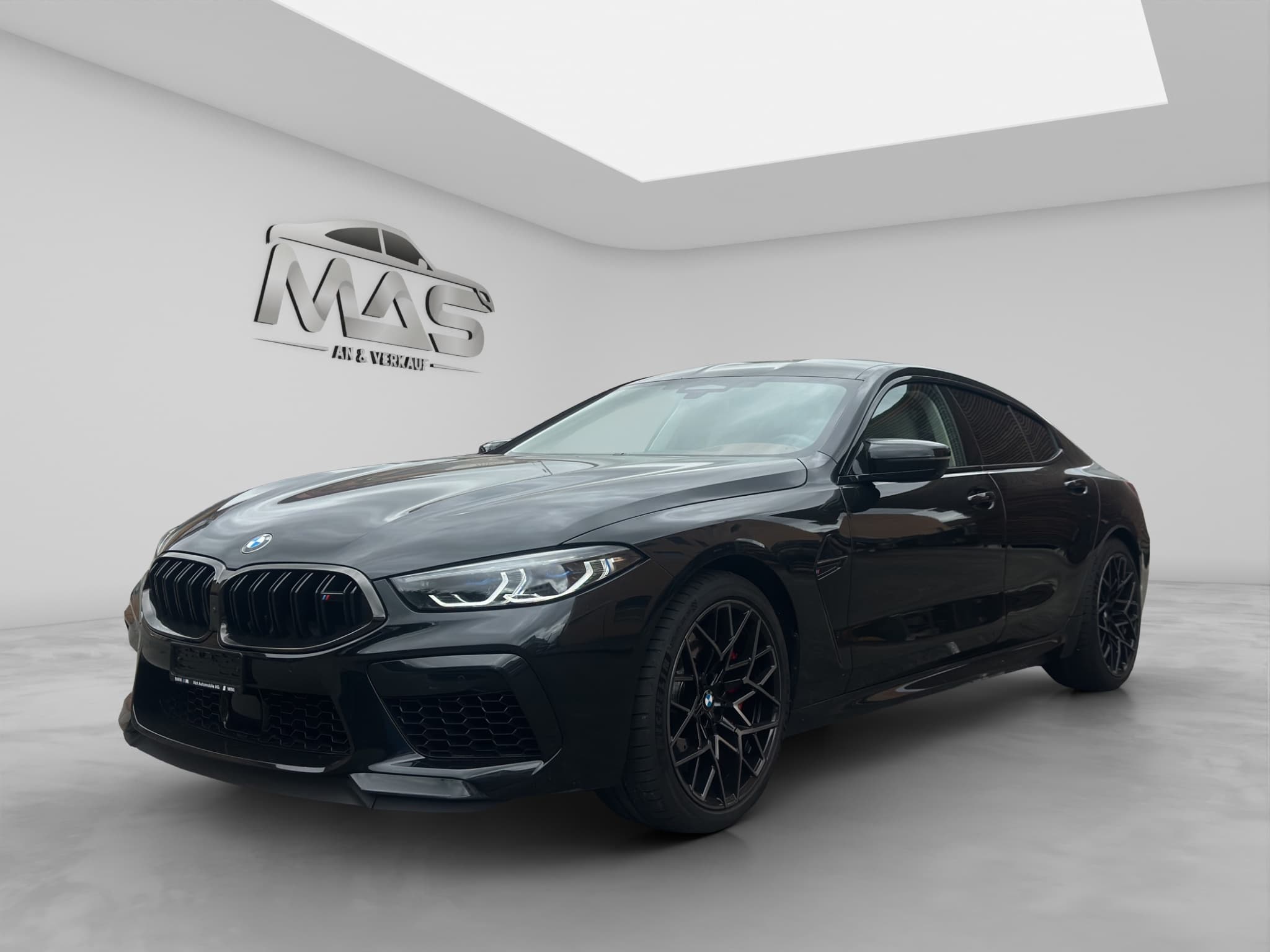 BMW M8